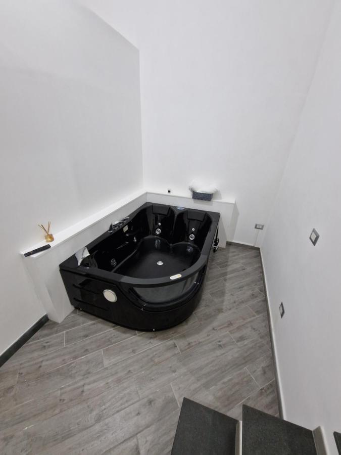 Suites Caracciolo ナポリ エクステリア 写真